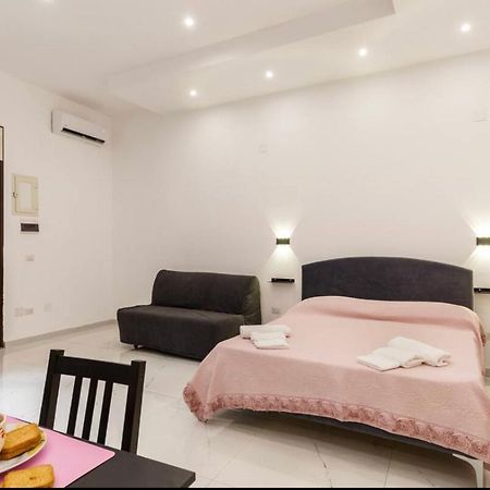 Alessandra'S House 那不勒斯 外观 照片