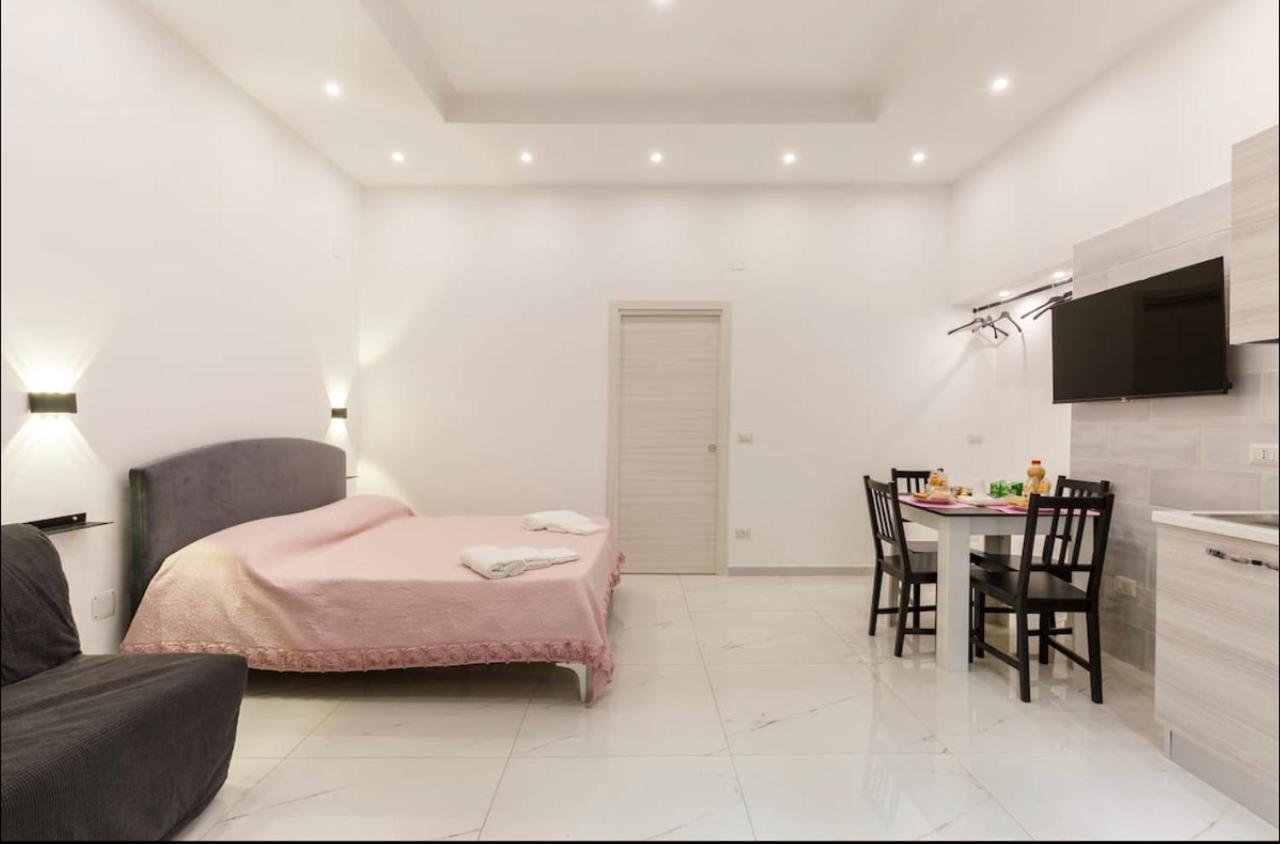 Alessandra'S House 那不勒斯 外观 照片