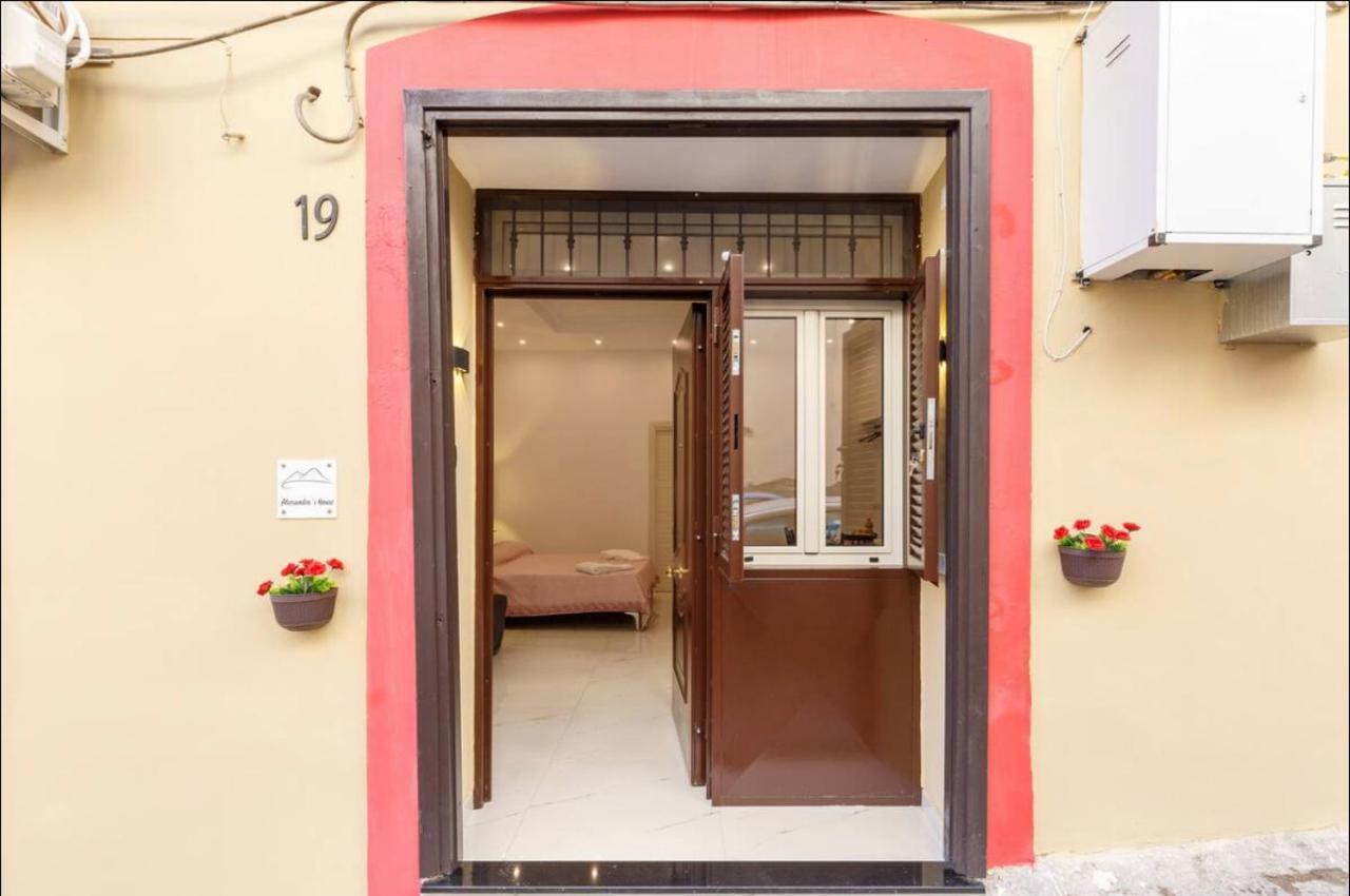 Alessandra'S House 那不勒斯 外观 照片